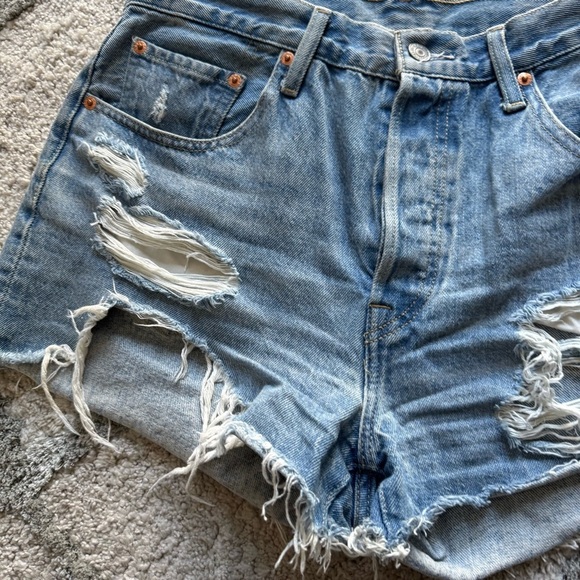 Levi’s premium 501 denim shorts Jean shorts high rise button fly distressed 30 - Picture 5 of 11